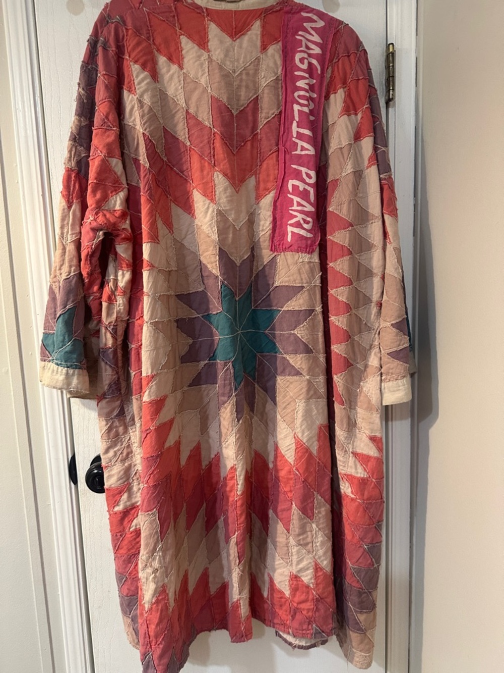 Magnolia Pearl Coral Patchwork Open-Front Kimono - Picture 4 of 6